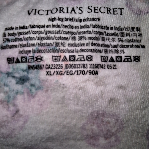 A bundle of 3 pairs of Victoria Secrets panties in a size XL. - Picture 11 of 11